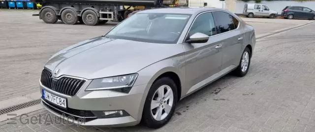 SKODA Superb Ambition DSG