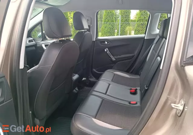 PEUGEOT 2008 Allure S&S