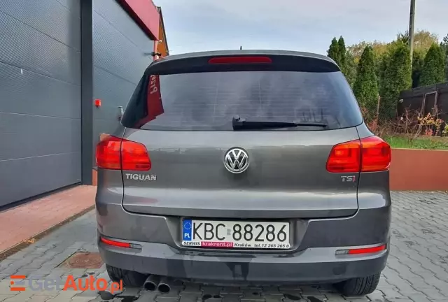 VOLKSWAGEN Tiguan 