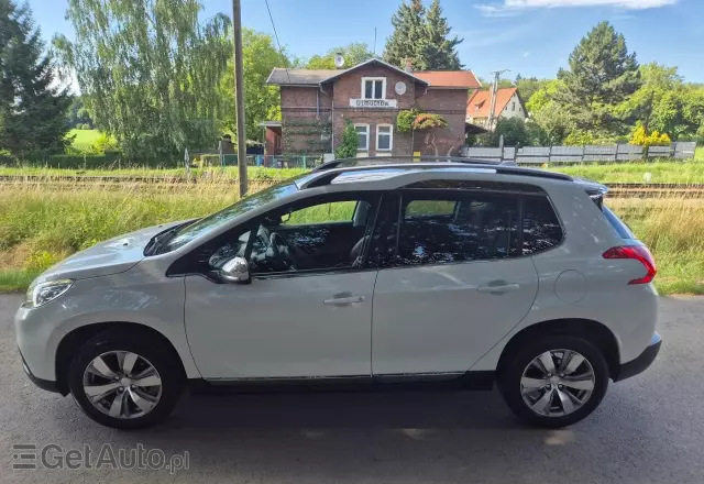 PEUGEOT 2008 PureTech 82 Allure