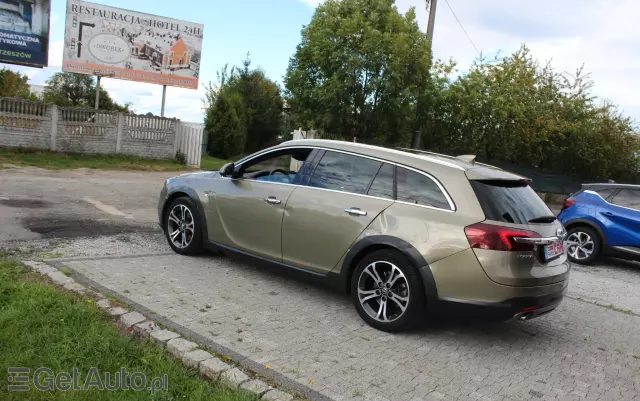 OPEL Insignia Edition Turbo S&S