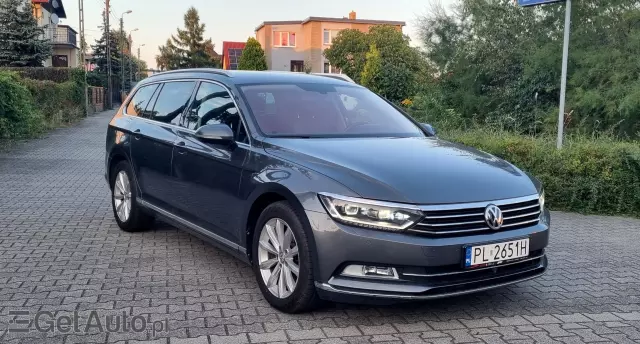 VOLKSWAGEN Passat Highline