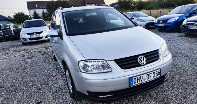 VOLKSWAGEN Touran 