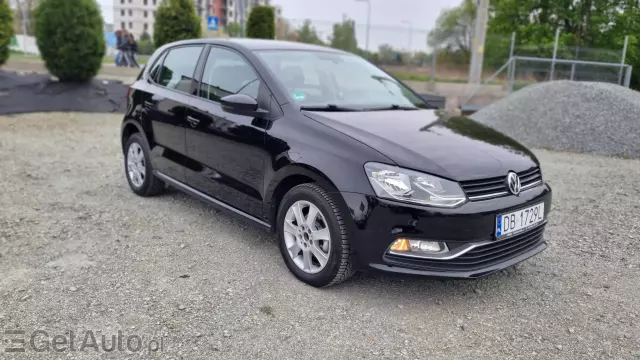 VOLKSWAGEN Polo Fresh