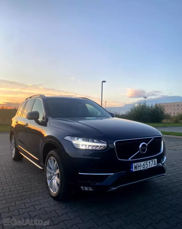 VOLVO XC90 D5 AWD Momentum