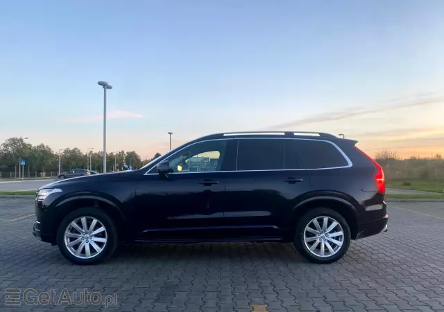 VOLVO XC90 D5 AWD Momentum