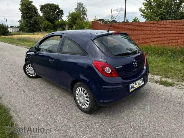 OPEL Corsa Essentia