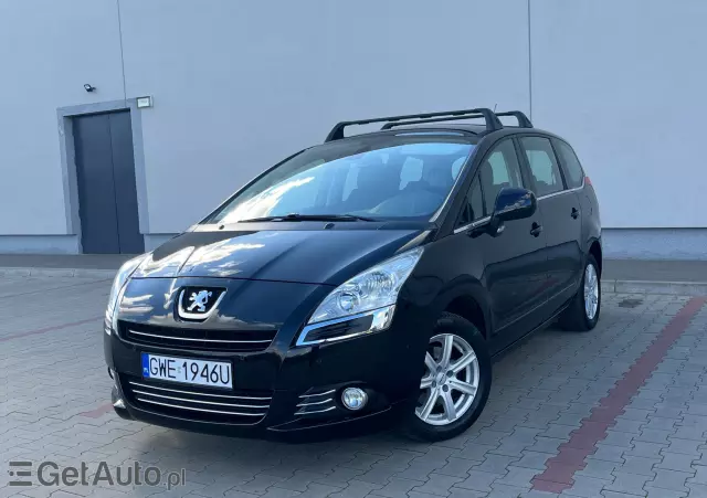 PEUGEOT 5008 Allure