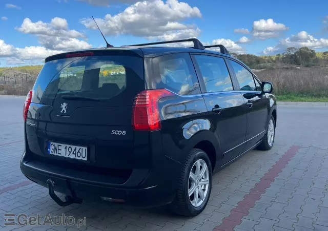 PEUGEOT 5008 Allure