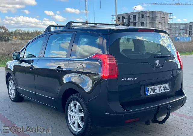 PEUGEOT 5008 Allure