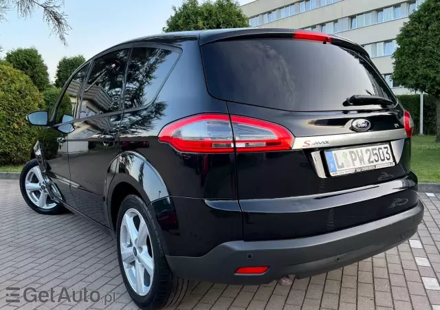 FORD S-Max Titanium