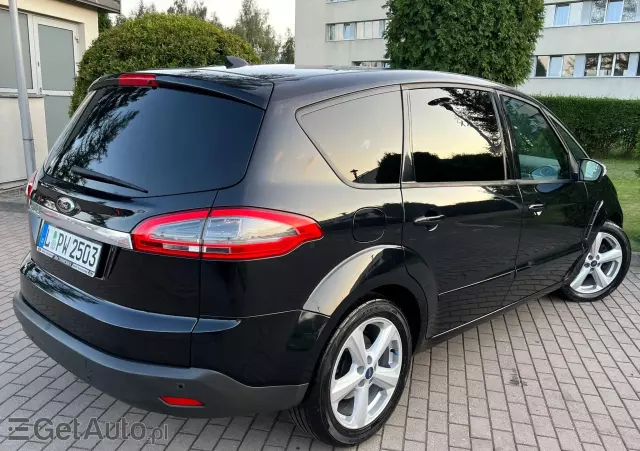 FORD S-Max Titanium