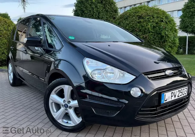 FORD S-Max Titanium