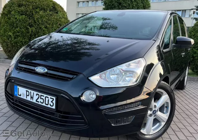 FORD S-Max Titanium