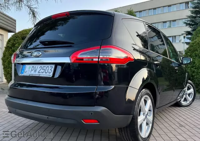 FORD S-Max Titanium