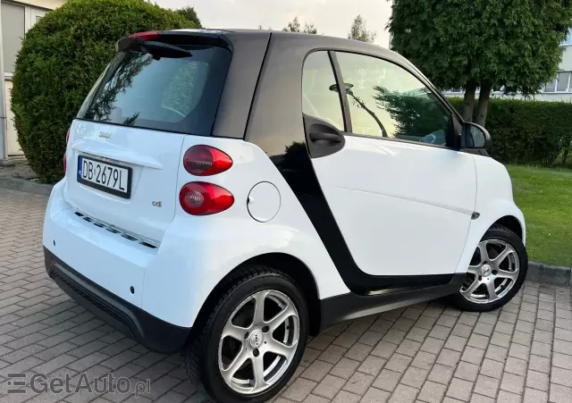 SMART Fortwo Coupe softouch black&white limited 