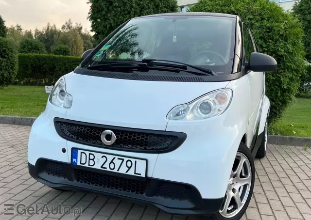 SMART Fortwo Coupe softouch black&white limited 