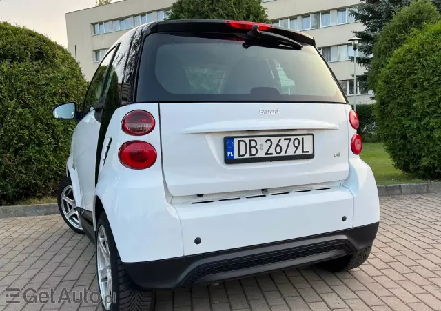 SMART Fortwo Coupe softouch black&white limited 