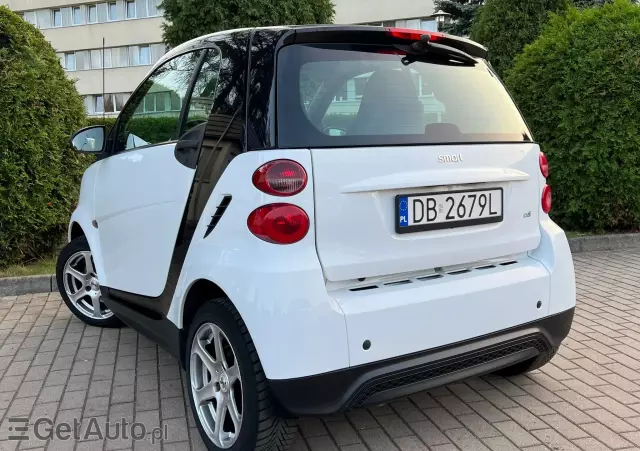 SMART Fortwo Coupe softouch black&white limited 