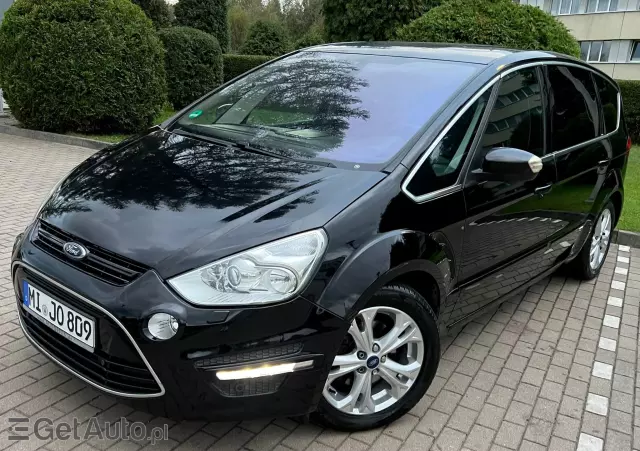 FORD S-Max Titanium