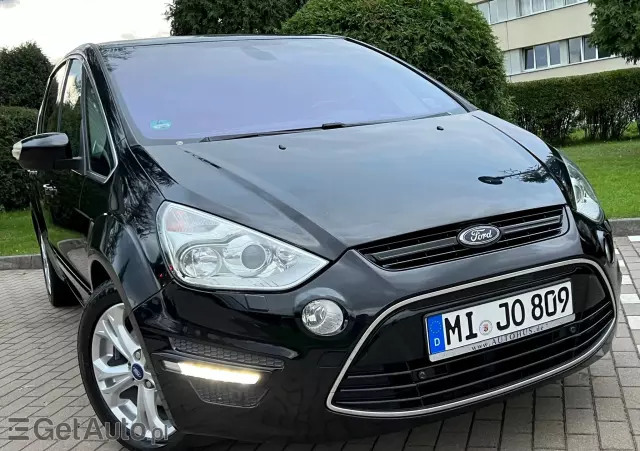 FORD S-Max Titanium