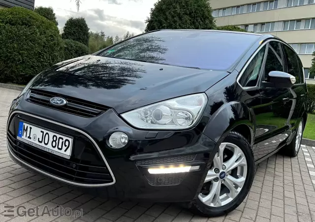 FORD S-Max Titanium