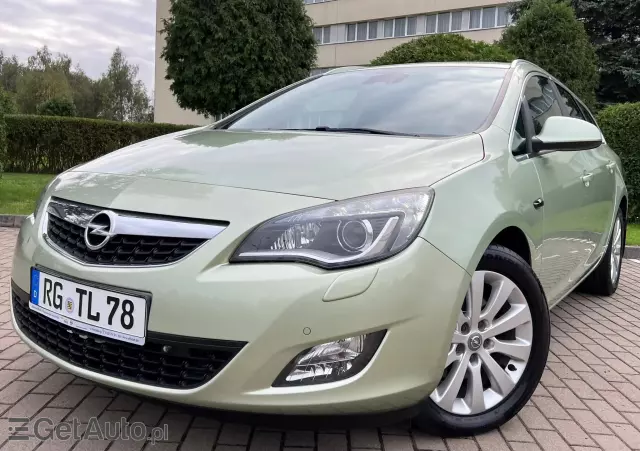 OPEL Astra Sport Tourer Selection 