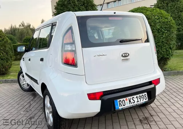 KIA Soul White Collection 