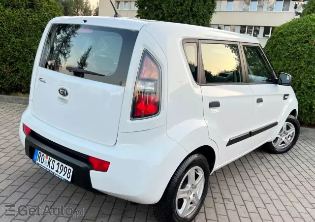 KIA Soul White Collection 