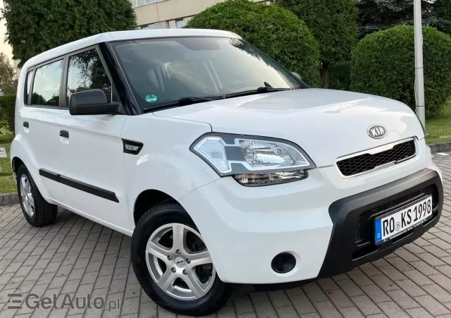 KIA Soul White Collection 