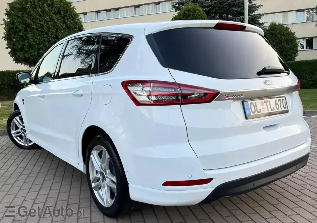 FORD S-Max Titanium