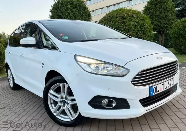 FORD S-Max Titanium