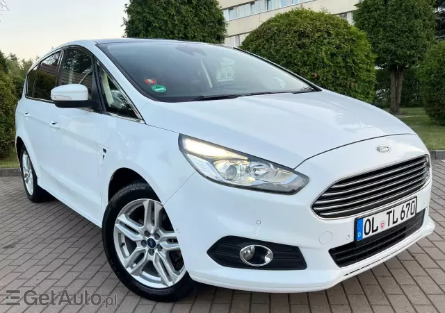 FORD S-Max Titanium