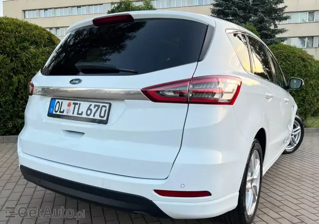 FORD S-Max Titanium