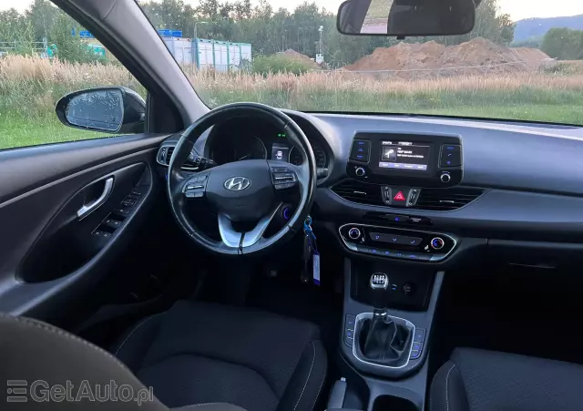 HYUNDAI I30 Select