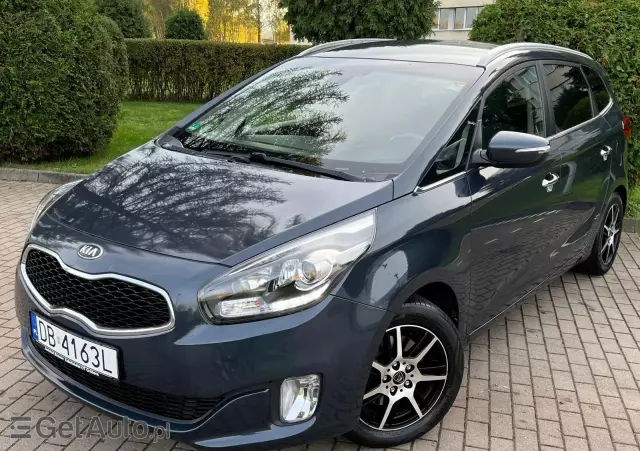 KIA Carens XL