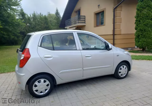 HYUNDAI I10 Base