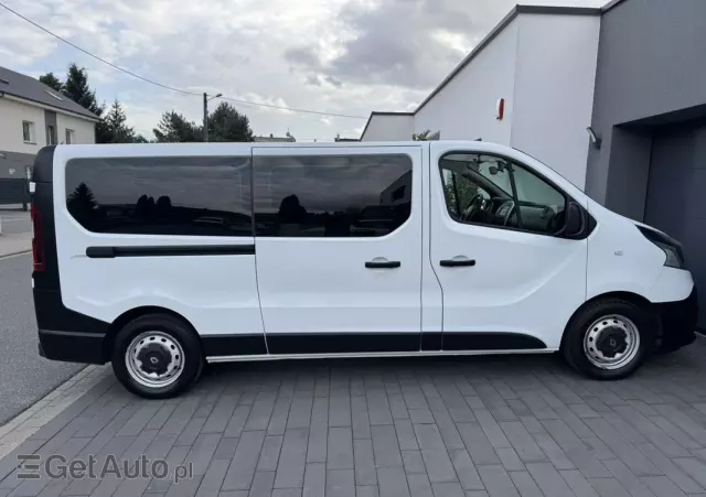 RENAULT Trafic LONG