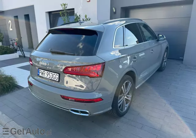 AUDI Q5 55 TFSI e Sport S tronic