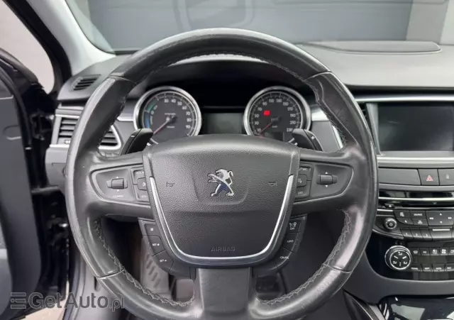 PEUGEOT 508 Hybrid 4 Aut.