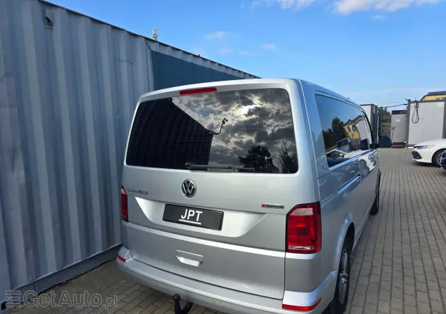 VOLKSWAGEN Caravelle 