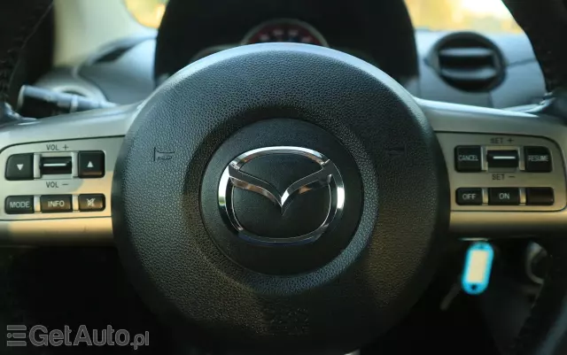 MAZDA 2 Sport