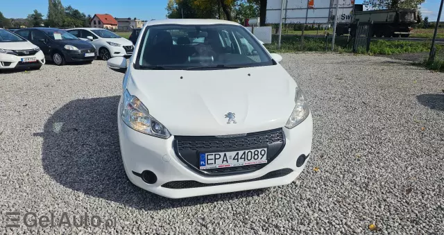 PEUGEOT 208 Active