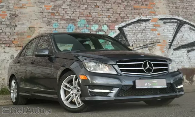 MERCEDES-BENZ Klasa C 4Matic