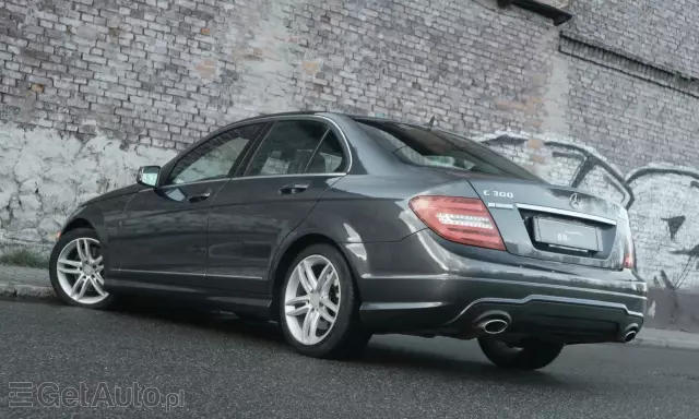 MERCEDES-BENZ Klasa C 4Matic