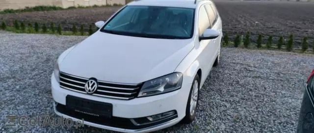 VOLKSWAGEN Passat Comfortline BMT