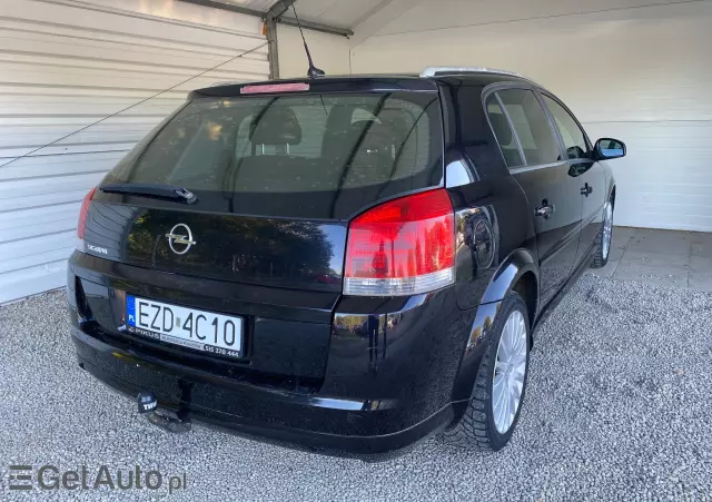 OPEL Signum Elegance