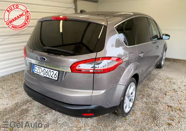 FORD S-Max Titanium