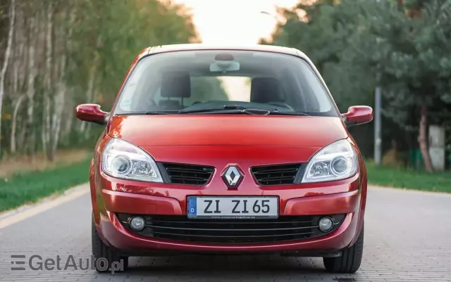 RENAULT Scenic 