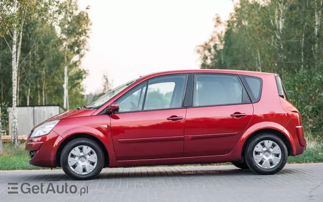 RENAULT Scenic 